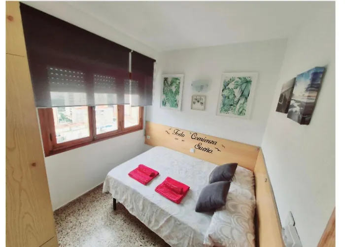 Apartamento Vistas Al Mar, 11 Planta, 50M Playa!!